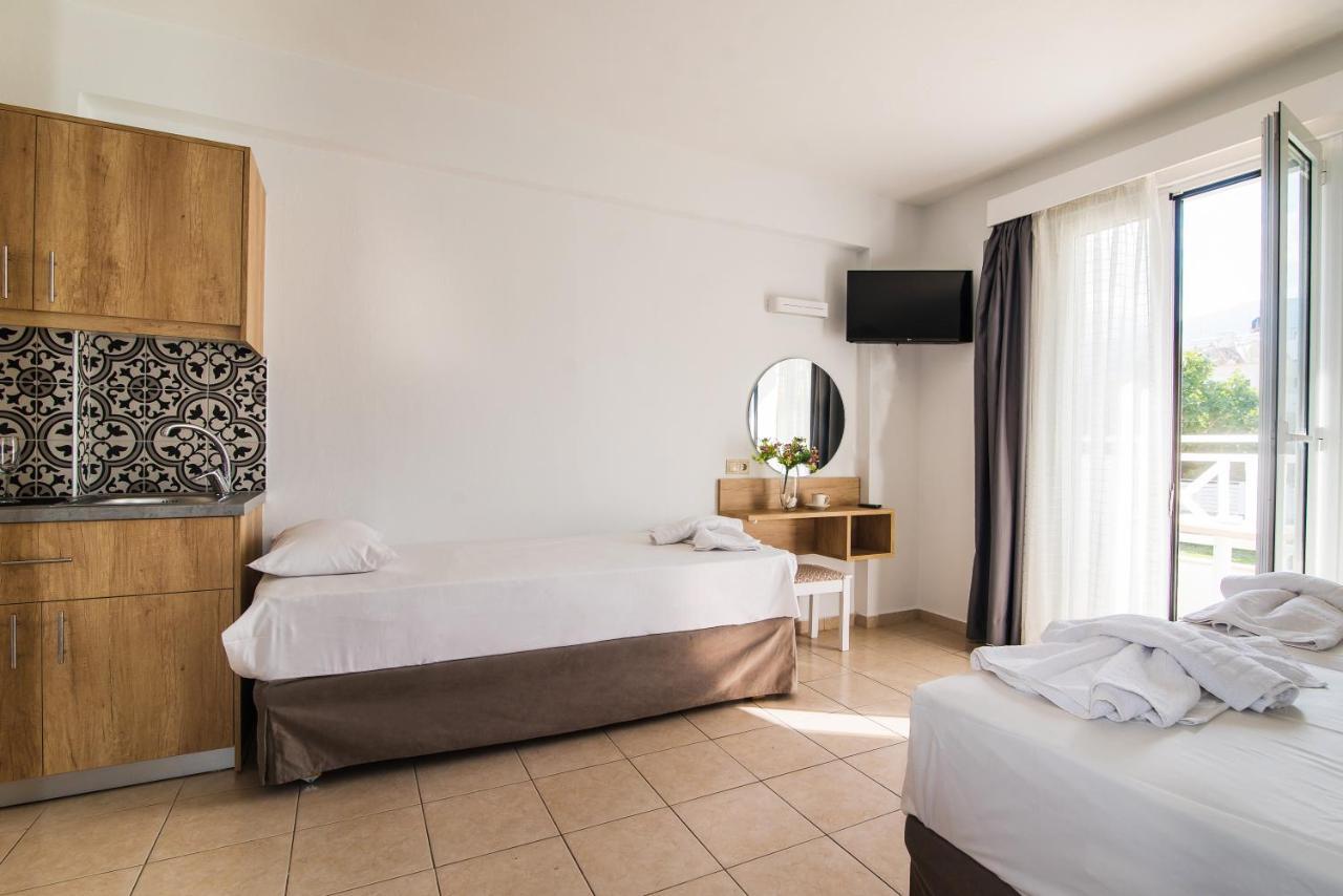 Vagelis Apartments Malia Exterior photo